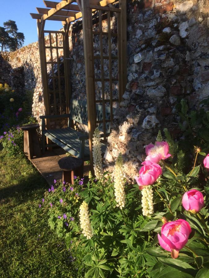 Dairy Cottage Cockley Cley Kültér fotó